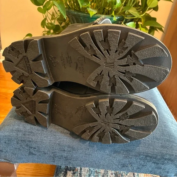 John Fluevog 7th Heaven Zachary Tall Angel boots black size W9 M7 NWOB - Picture 8 of 9